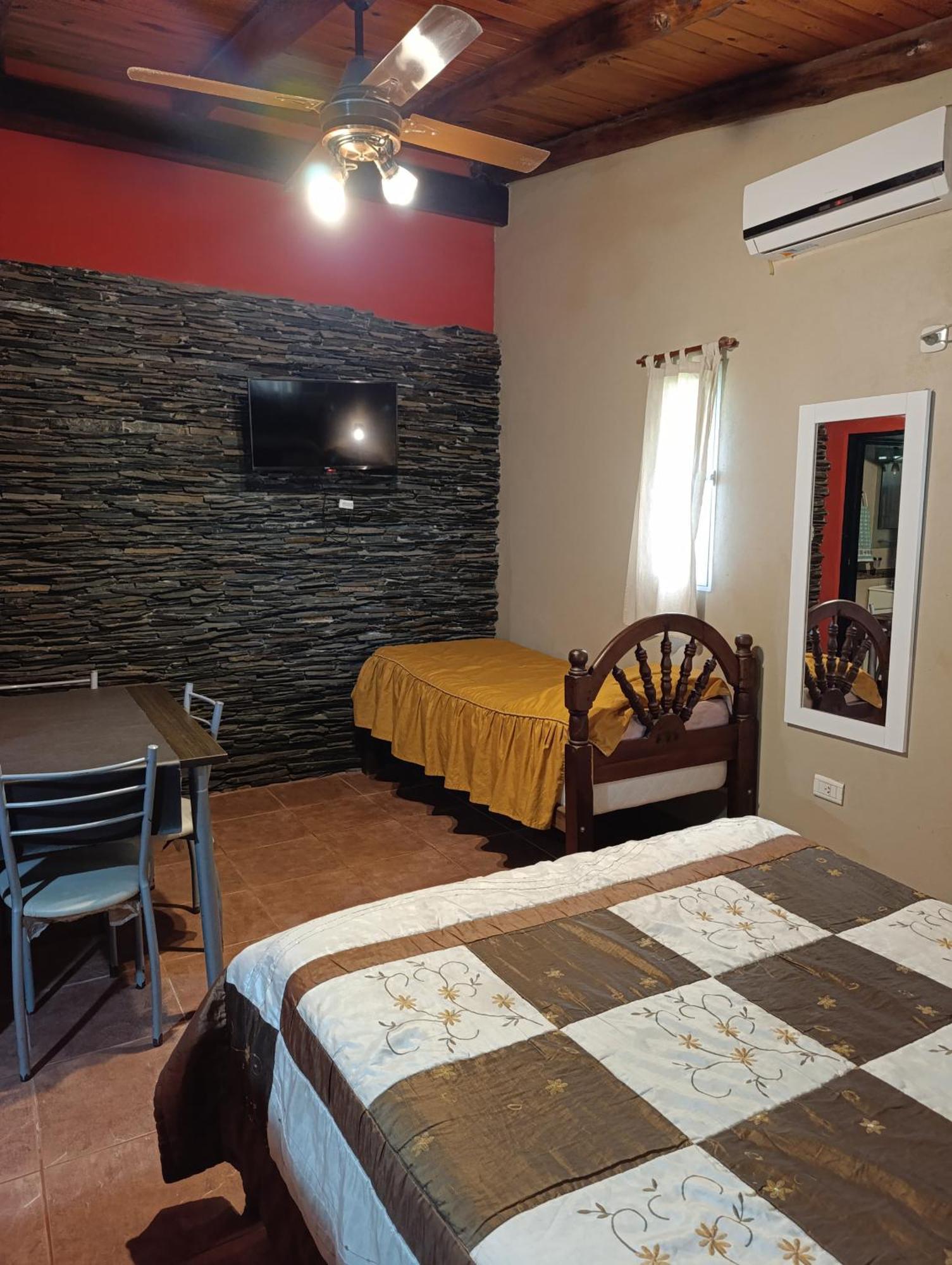 Bungalows El Zarateno Колон Номер фото